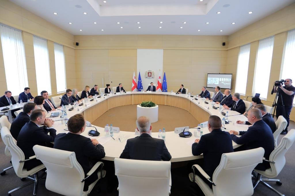ინვესტორთა საბჭოს რიგით მეჩვიდმეტე სხდომა